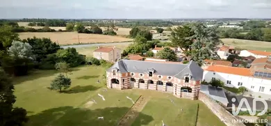 Château à Chantonnay (85110)