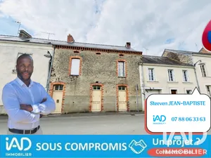 Maison de ville à Challain-la-Potherie (49440)