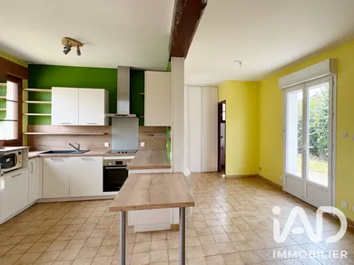 House in Poix-de-Picardie (80290)