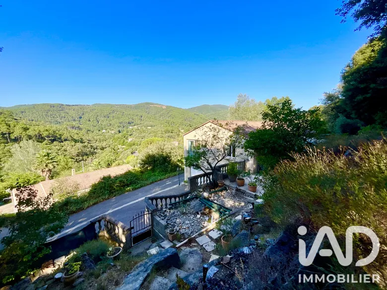 Maison 5 pièces 185 m² · à Branoux-les-Taillades · 185 m² · 250 000 €