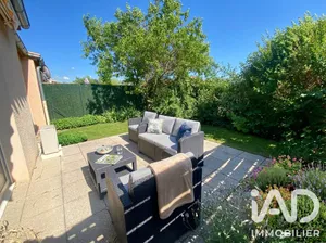 Maison à Laragne-Montéglin (05300)