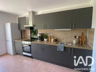 Maison à Laragne-Montéglin (05300)