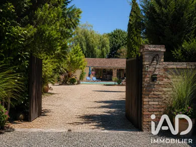 Domaine à Saint-Dizier-les-Domaines (23270)