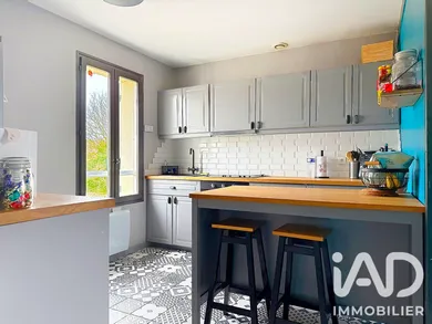 House in Auneau-Bleury-Saint-Symphorien (28700)