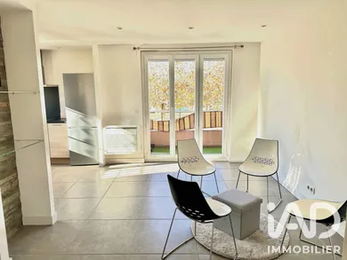 Apartment in Saint-Raphaël (83700)