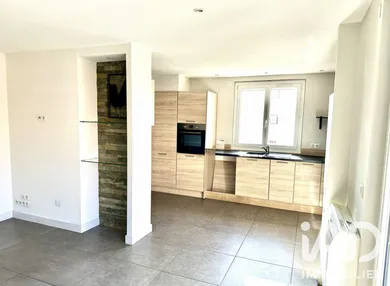 Apartment in Saint-Raphaël (83700)