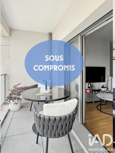 Apartment in Saint-Maur-des-Fossés (94210)