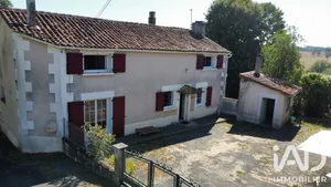 Maison de village à Orgedeuil (16220)