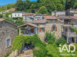 Maison de village à Chassiers (07110)