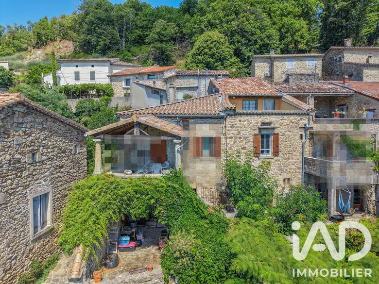 Maison 3 pièces 71 m² · à Chassiers · 71 m² · 125 000 €