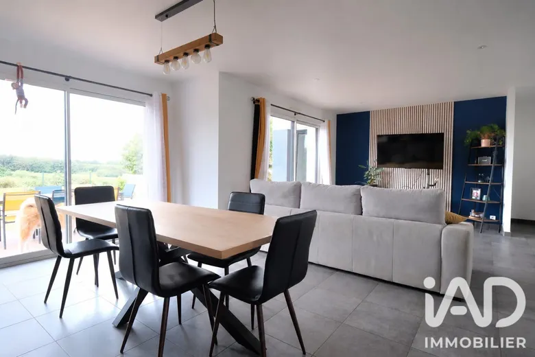 Maison 5 pièces 105 m² · à Lesneven · 105,4 m² · 312 000 €