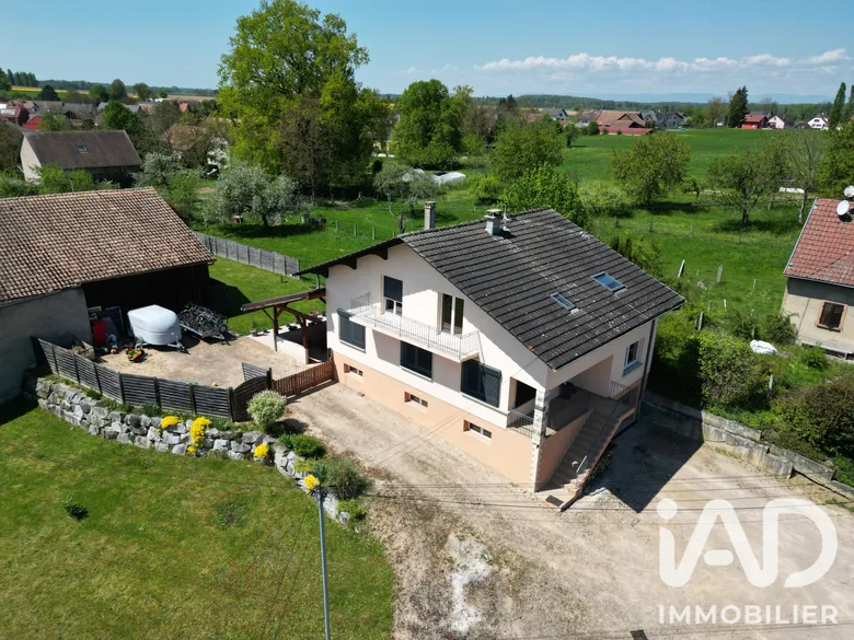 Maison 8 pièces 177 m² · à Bisel · 177 m² · 380 000 €