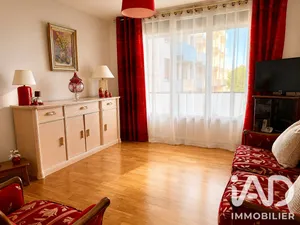 Apartment in Saint-Jean-de-Braye (45800)