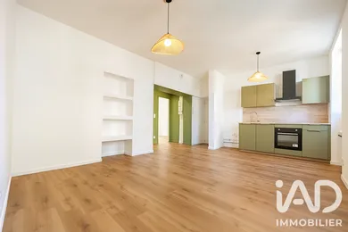 Apartment in Nice (06100)