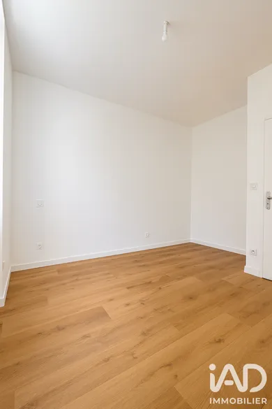 Apartment in Nice (06100)