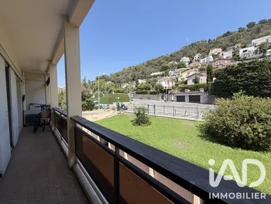 Appartement à Nice (06300)