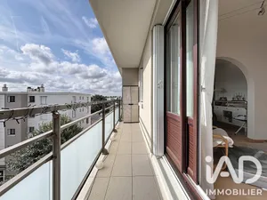 Apartment in Bois-d'Arcy (78390)