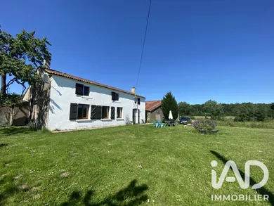 Maison de campagne à Rives-du-Fougerais (85410)