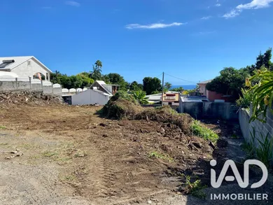 Terrain à bâtir à Saint-Pierre (97432)