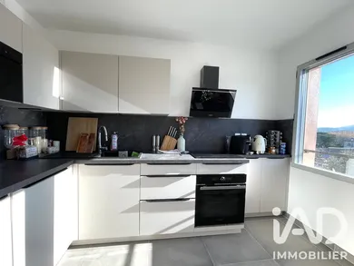 Apartment in Le Plan-de-la-Tour (83120)