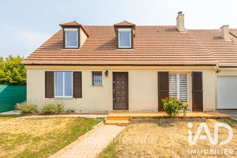 Maison 6 pièces 124 m² · à Marines · 123,9 m² · 385 000 €