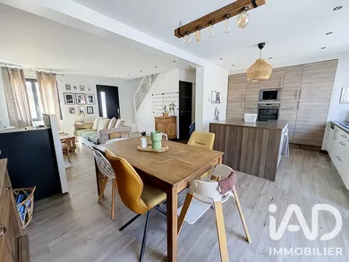 Maison à Houdan (78550)