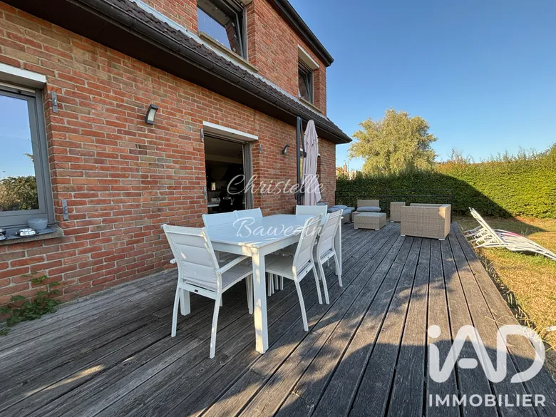 Maison 5 pièces 145 m² · à Fournes-en-Weppes · 145 m² · 1 400 €
