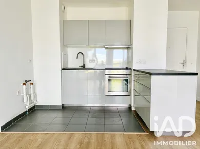 Appartement à Saint-Ouen-sur-Seine (93400)