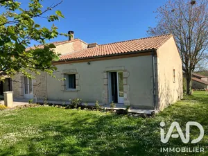 Maison traditionnelle à Sainte-Colombe-de-Villeneuve (47300)