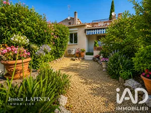 Traditional house in Six-Fours-les-Plages (83140)