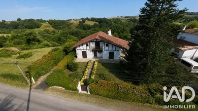 Maison traditionnelle à Hasparren (64240)