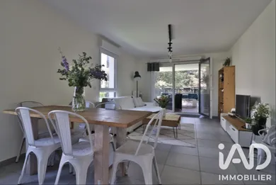 Apartment in Chasselay (69380)