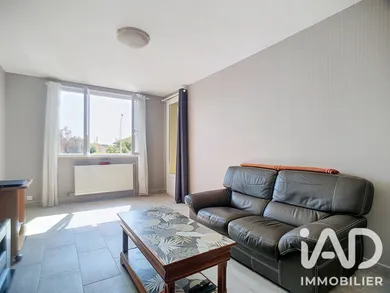 Apartment in Tournon-sur-Rhône (07300)