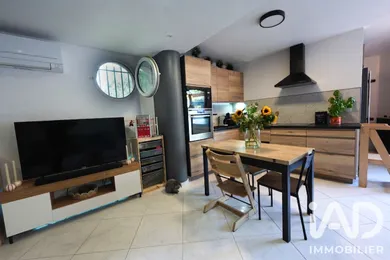 Appartement à La Bouilladisse (13720)