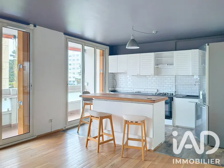 Appartement 4 pièces 70 m² · à Lyon · 69,5 m² · 898 €