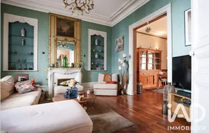 Mansion in Tours (37000)