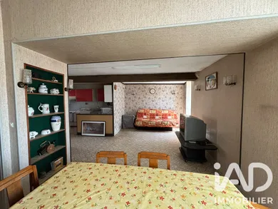 Maison de village à Sennevoy-le-Bas (89160)