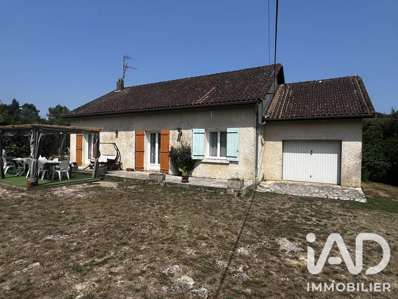 Maison 3 pièces 100 m² · à Cause-de-Clérans · 100 m² · 245 000 €