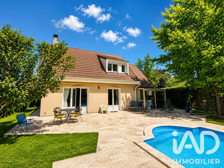 Maison 5 pièces 140 m² · à Le Mesnil-Esnard · 140 m² · 415 000 €