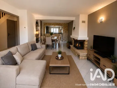 Maison traditionnelle à Tremblay-en-France (93290)