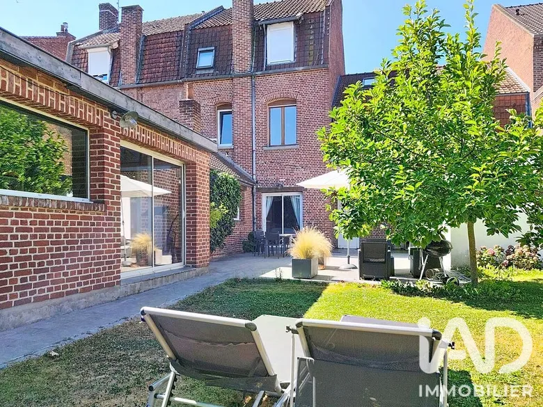 Maison 10 pièces 263 m² · à Douai · 263 m² · 450 000 €