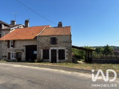 Maison de village à Savigny (52500)