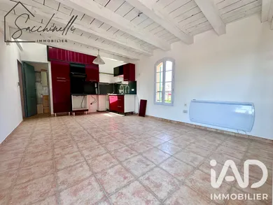 Appartement à Puget-Ville (83390)