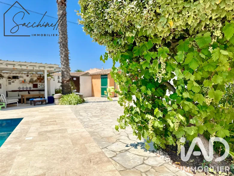 Maison 9 pièces 235 m² · à Puget-Ville · 235 m² · 620 000 €