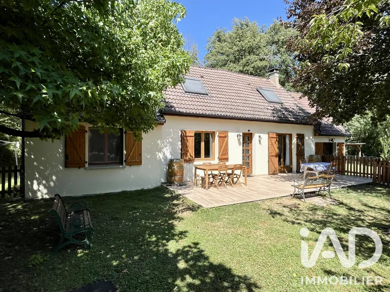 Maison 5 pièces 120 m² · à Auxon · 120 m² · 145 000 €