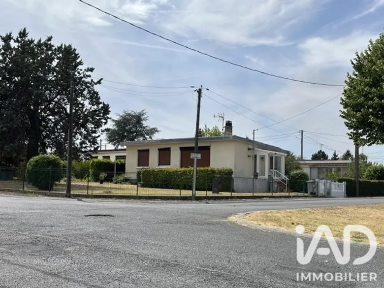Maison 4 pièces 72 m² · à Saint-Pierre-lès-Nemours · 72 m² · 150 000 €
