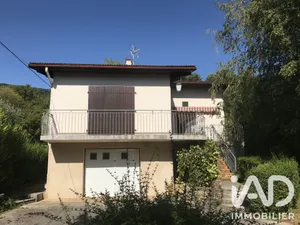 Maison traditionnelle à Perrigny (39570)