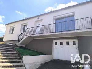 Townhouse in Cerizay (79140)