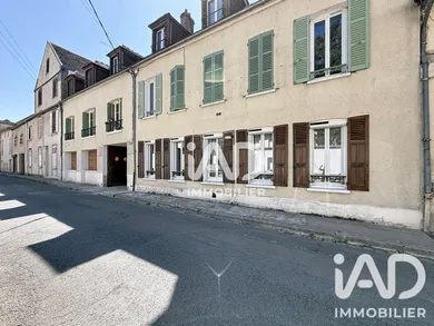 Apartment in Sens (89100)