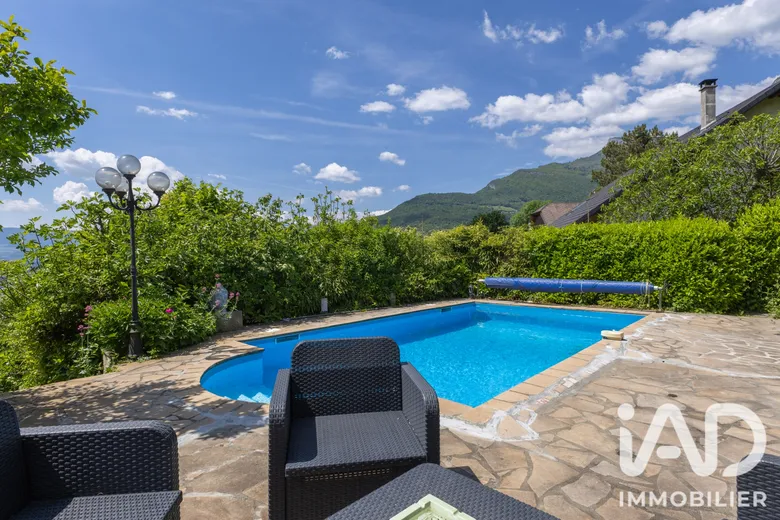 Maison 6 pièces 202 m² · à Barby · 202,3 m² · 502 000 €